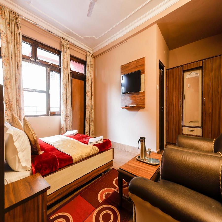 Hotel Varuni Mcleodganj Dharamshala Exterior foto
